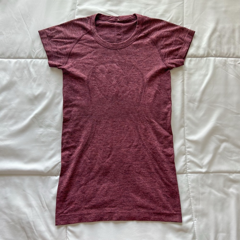 Lululemon Swiftly Tech Short Sleeve Shirt